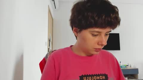 Evie online show from 18, 12, 2025