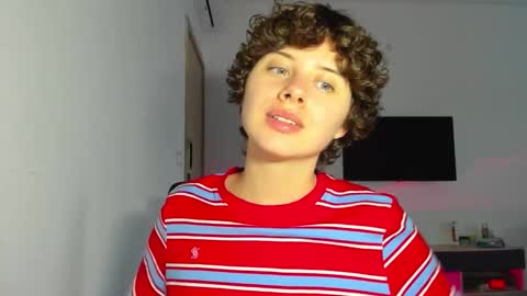 Evie online show from 8, 3, 2026