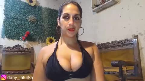 Daniela Dany online show from 22, 1, 2025