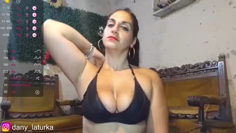 Daniela Dany online show from 1, 2, 2025