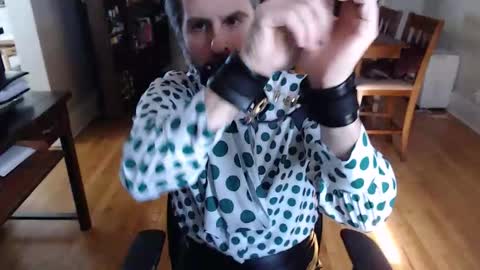 officetest101 online show from 18, 2, 2026