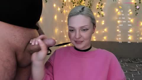 Emma  Alex online show from 24, 3, 2026