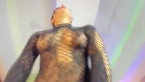 Holly online show from 21, 10, 2025