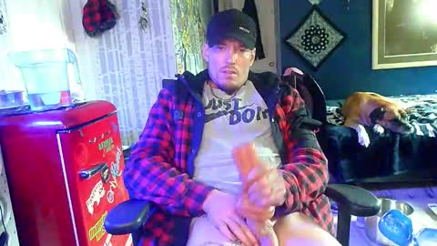 Snapshot of oh_you_know69 chatting on 10, 10, 2025 who dares toss me some tips lets have fun online show from 10, 10, 2025