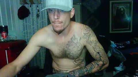 Snapshot of oh_you_know69 chatting on 14, 10, 2025 who dares toss me some tips lets have fun online show from 14, 10, 2025