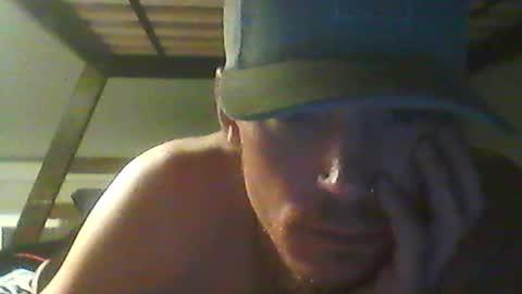 Snapshot of oh_you_know69 chatting on 18, 10, 2025 who dares toss me some tips lets have fun online show from 18, 10, 2025