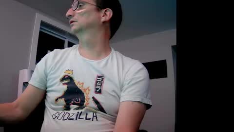 Snapshot of ohbitt chatting on 19, 11, 2025 ohbitt online show from 19, 11, 2025