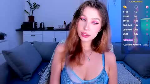 Snapshot of ohmymiami_ chatting on 17, 9, 2025 Light online show from 17, 9, 2025