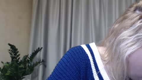 Snapshot of ohsweetiren chatting on 27, 2, 2025 Iren online show from 27, 2, 2025