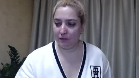 Snapshot of ohsweetiren chatting on 4, 3, 2025 Iren online show from 4, 3, 2025