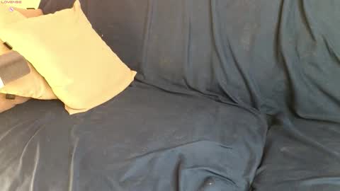 Snapshot of ohyumiyes chatting on 15, 11, 2025 Yumi online show from 15, 11, 2025