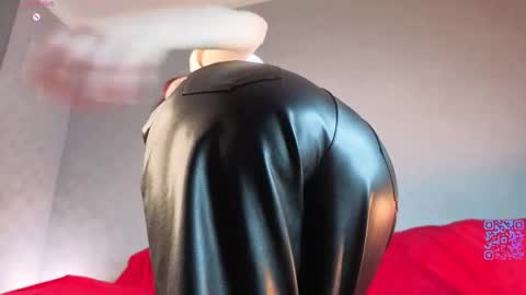 Yumi online show from 10, 3, 2026