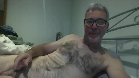 Snapshot of oiledcouple1 chatting on 28, 9, 2025 oiledcouple1 online show from 28, 9, 2025