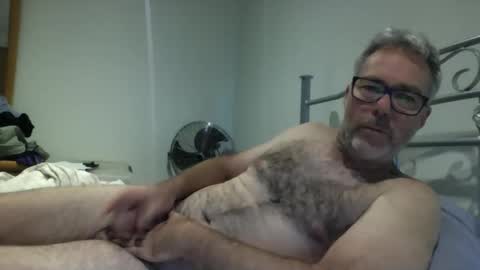 Snapshot of oiledcouple1 chatting on 11, 10, 2025 oiledcouple1 online show from 11, 10, 2025