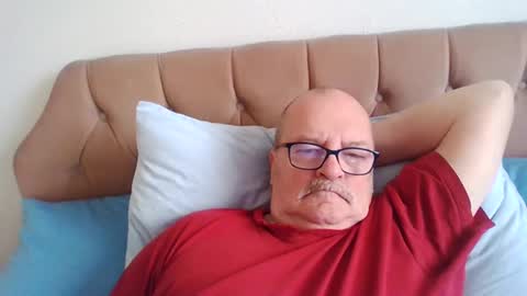 Snapshot of old_fkr chatting on 18, 12, 2024 old_fkr online show from 18, 12, 2024