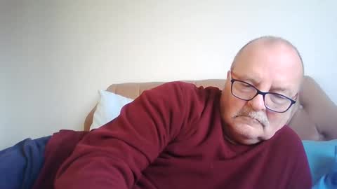 Snapshot of old_fkr chatting on 24, 12, 2024 old_fkr online show from 24, 12, 2024