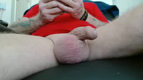 Snapshot of oldboy2025 chatting on 27, 3, 2026 oldboy2025 online show from 27, 3, 2026