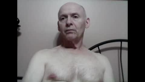oldbuthorny62 online show from 18, 1, 2025