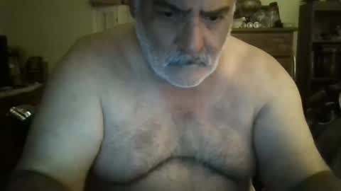 Snapshot of oldcockforyngladies chatting on 14, 10, 2025 oldcockforyngladies online show from 14, 10, 2025