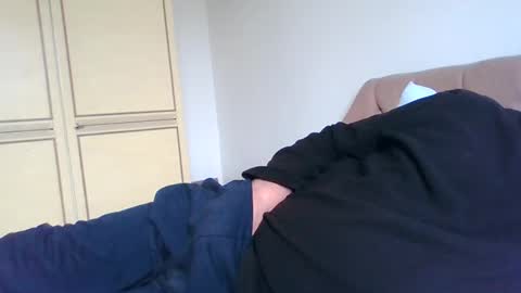 oldfkr69 online show from 12, 9, 2025