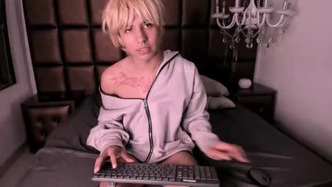 oliiverr22 online show from 15, 11, 2025