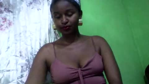 olinah610 online show from 11, 10, 2025