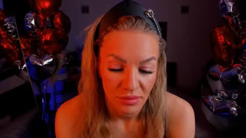 Snapshot of oliva_candy chatting on 15, 2, 2025 oliva_candy online show from 15, 2, 2025