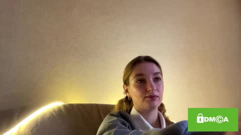 Olivia here online show from 29, 9, 2025