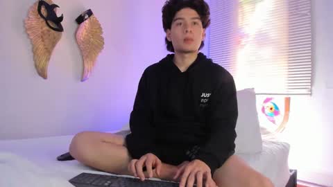 Oliver Pixx online show from 1, 10, 2025