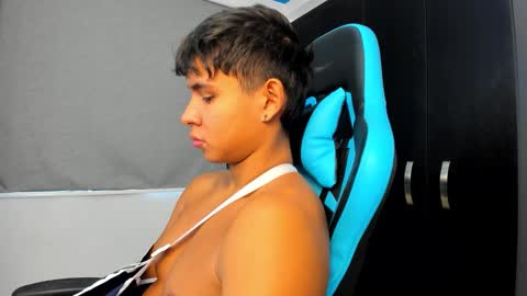 Oliver bray online show from 9, 10, 2025