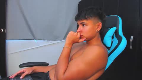 Oliver bray online show from 19, 11, 2025