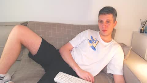 Oliver online show from 16, 12, 2024