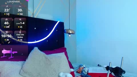 Snapshot of oliver_king_sex chatting on 13, 12, 2024 Oliver Smith online show from 13, 12, 2024