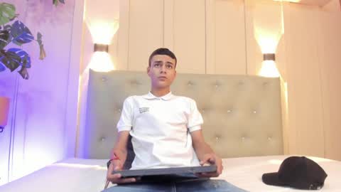 THE MONSTER COCK OLIVER online show from 4, 2, 2025