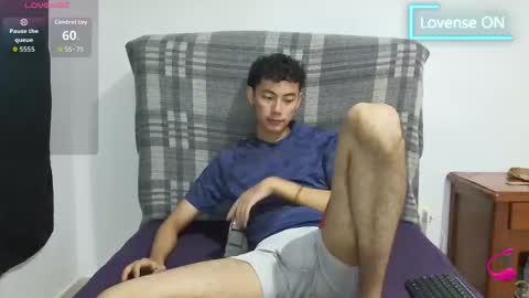 Snapshot of oliver_rayman chatting on 16, 11, 2025 Oliver Rayman online show from 16, 11, 2025