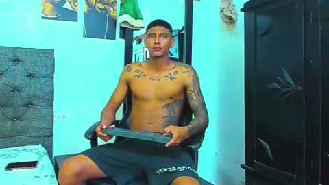 Snapshot of oliver_smith_2 chatting on 10, 11, 2025 oliver_smith_2 online show from 10, 11, 2025