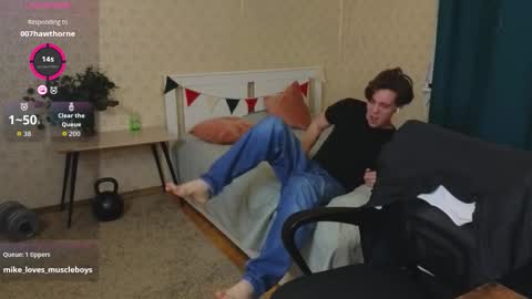 Oliver Evans online show from 6, 10, 2025