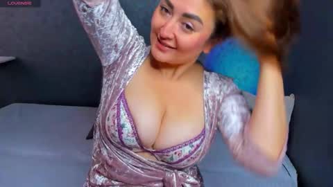 Snapshot of olivia_buckby chatting on 10, 9, 2025 Olli online show from 10, 9, 2025