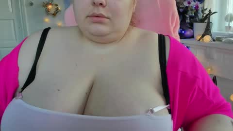 Olivia Gold online show from 9, 3, 2025