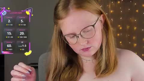 Snapshot of olivia_date chatting on 15, 10, 2025 Olivia Date online show from 15, 10, 2025