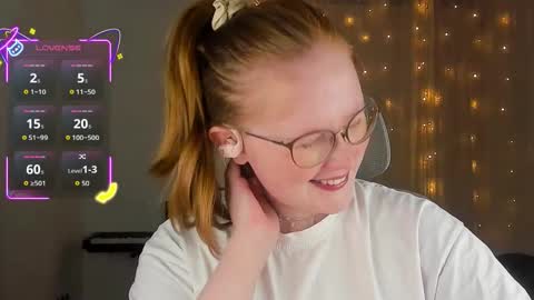 Snapshot of olivia_date chatting on 21, 10, 2025 Olivia Date online show from 21, 10, 2025