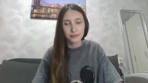 Snapshot of olivia_dream1 chatting on 2, 2, 2025 Olivia online show from 2, 2, 2025