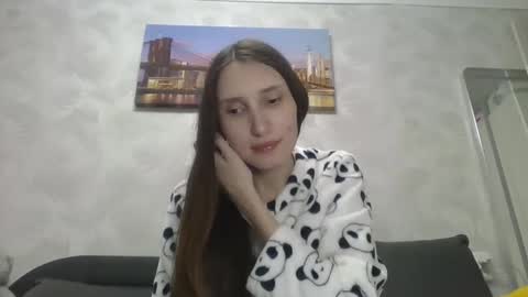 Snapshot of olivia_dream1 chatting on 5, 10, 2025 Olivia online show from 5, 10, 2025