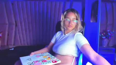  OLIVIA  online show from 30, 12, 2024