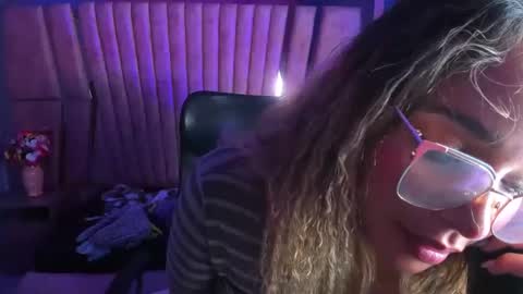  OLIVIA  online show from 12, 1, 2025