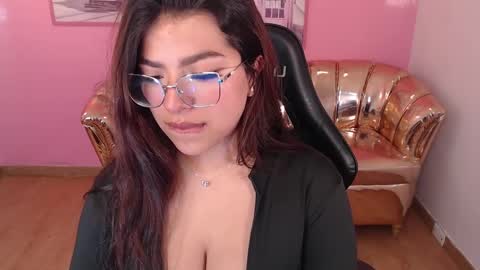 Olivia online show from 30, 9, 2025