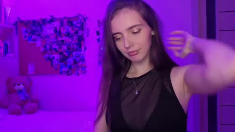 olivia_lily online show from 7, 4, 2026