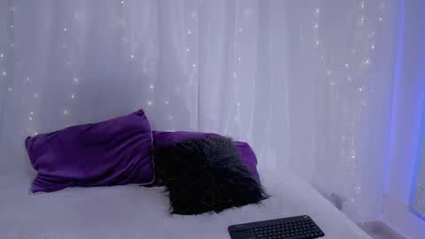 IG Im Oliviamorrys X OliviaMorrys online show from 2, 2, 2026