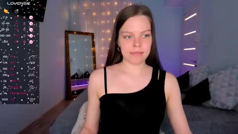 Olivia online show from 23, 2, 2025