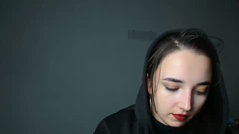 Olivia online show from 19, 11, 2025